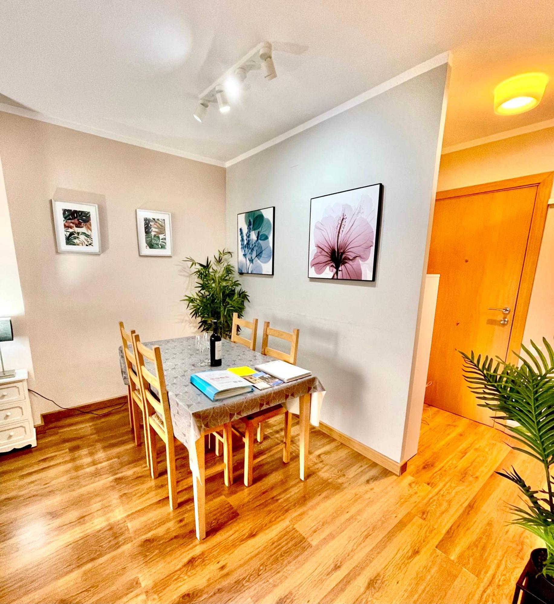 Seahomes Vacations, La Mer Bleue, Beach&Pool, Pk, Full Equipped In Fenals Beach 滨海略雷特 外观 照片